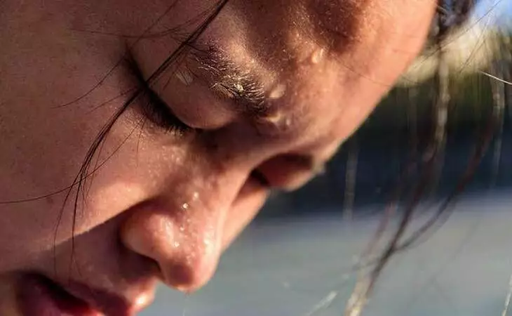 What Is The Proper Way To Treat Heat Stroke? What Is The Proper Way To Treat Heat Stroke?